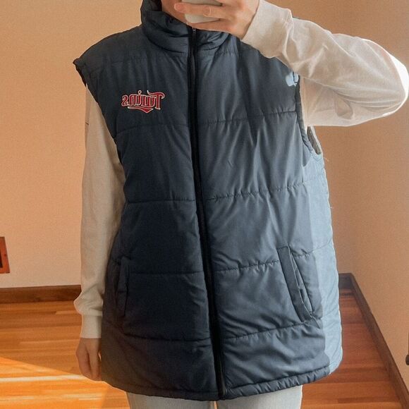 Minnesota Twins Puffer Vest Size XL - Picture 1 of 8